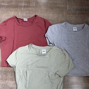 Aritzia TNA crop tops